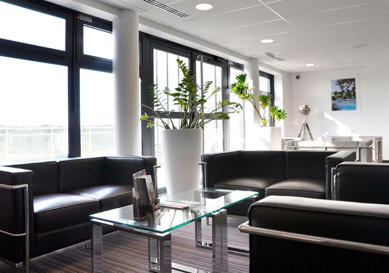 Golden Tulip Pornic Suites- Appart Hotel Eksteriør billede