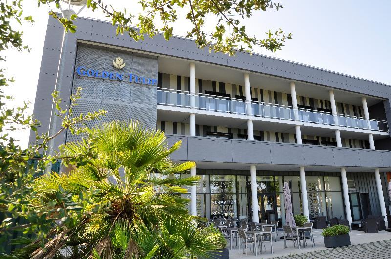 Golden Tulip Pornic Suites- Appart Hotel Eksteriør billede